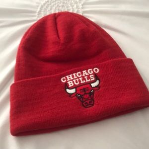 Red adidas Chicago Bulls hat NWOT